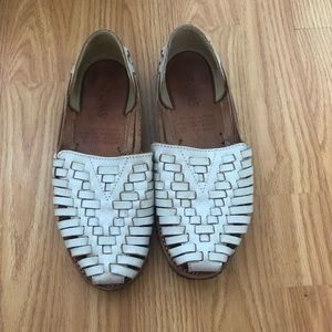 TOMS flats leather